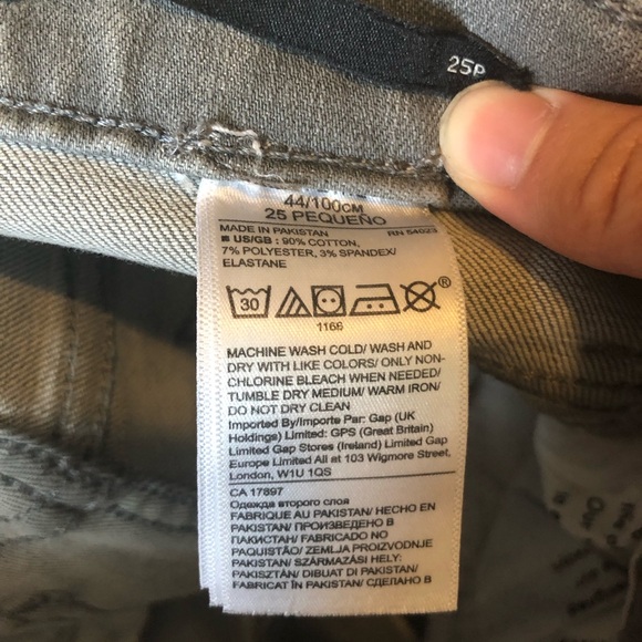 2 pairs of Banana republic grey jeans - Picture 9 of 13